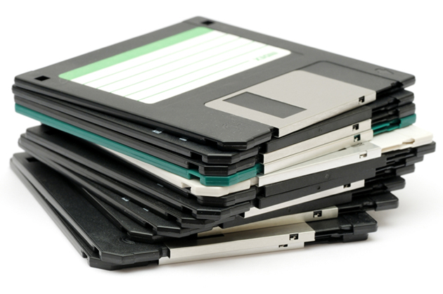 Requiem For a 3½ Inch Floppy #Technology #Computer #FloppyDisk » Jolana ...